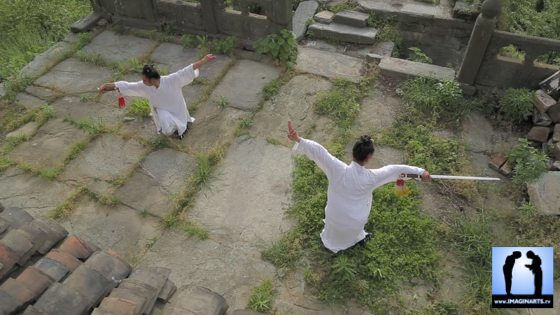 Travail de l'épée de Wudang par les disciples