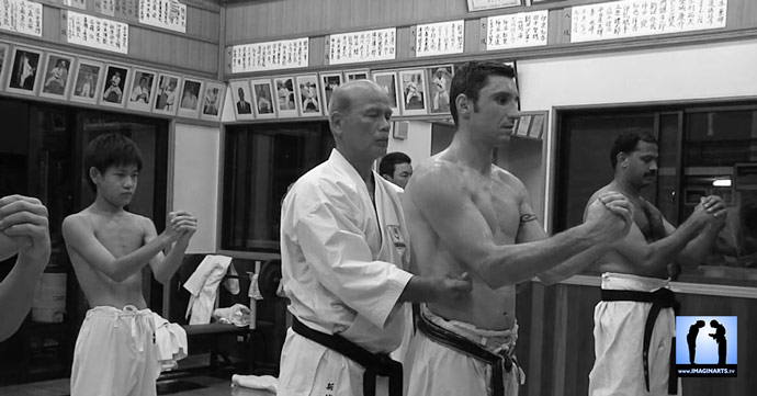 Karaté Okinawa : Lionel Froidure avec sensei Shinjo